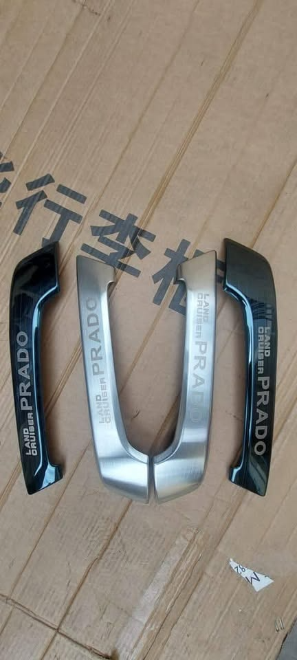 Toyota Land Cruiser Prado 120/150 Custom Door Handle Covers Set