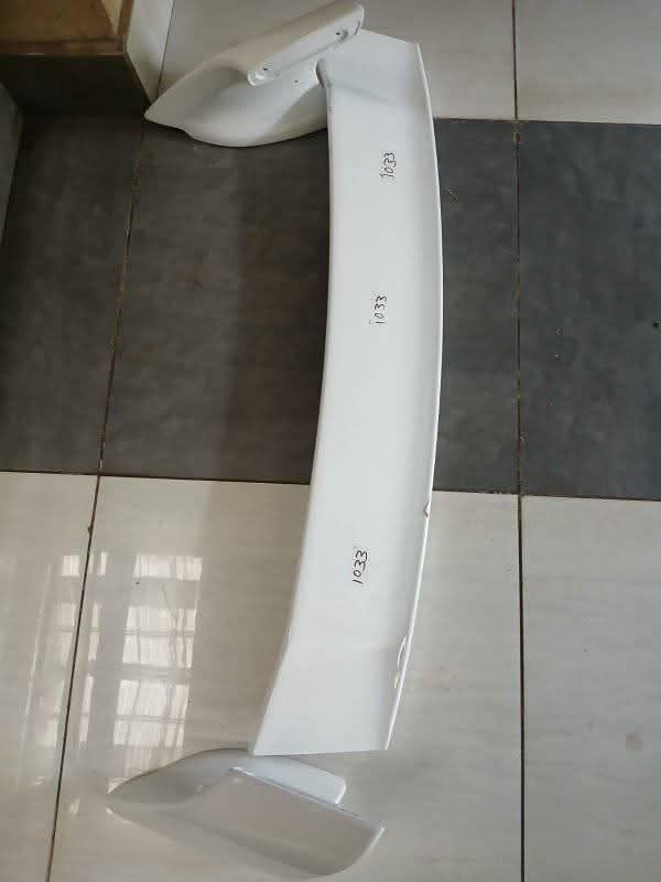Universal Premium GT Sport Racing Spoiler Wing (Unpainted Primer White)
