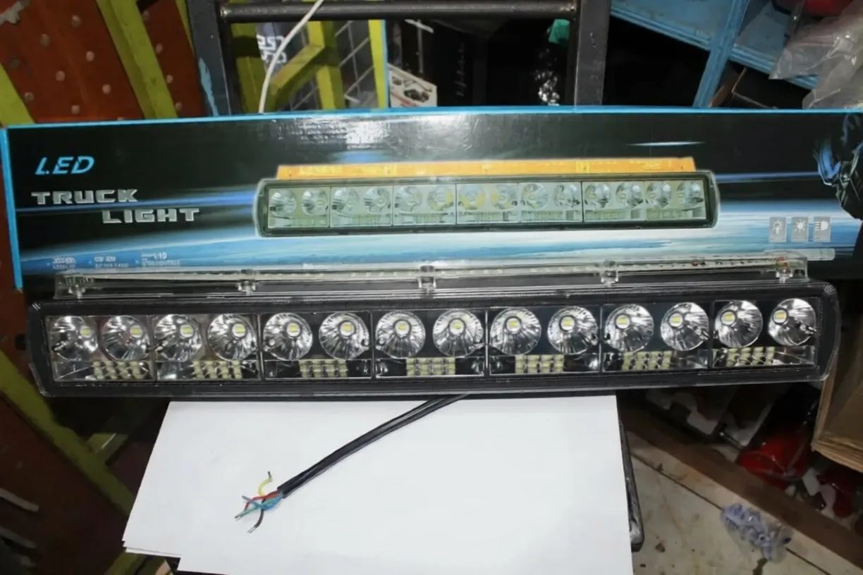 12-Led Ultra Bright Truck Light Bar β Per Piece