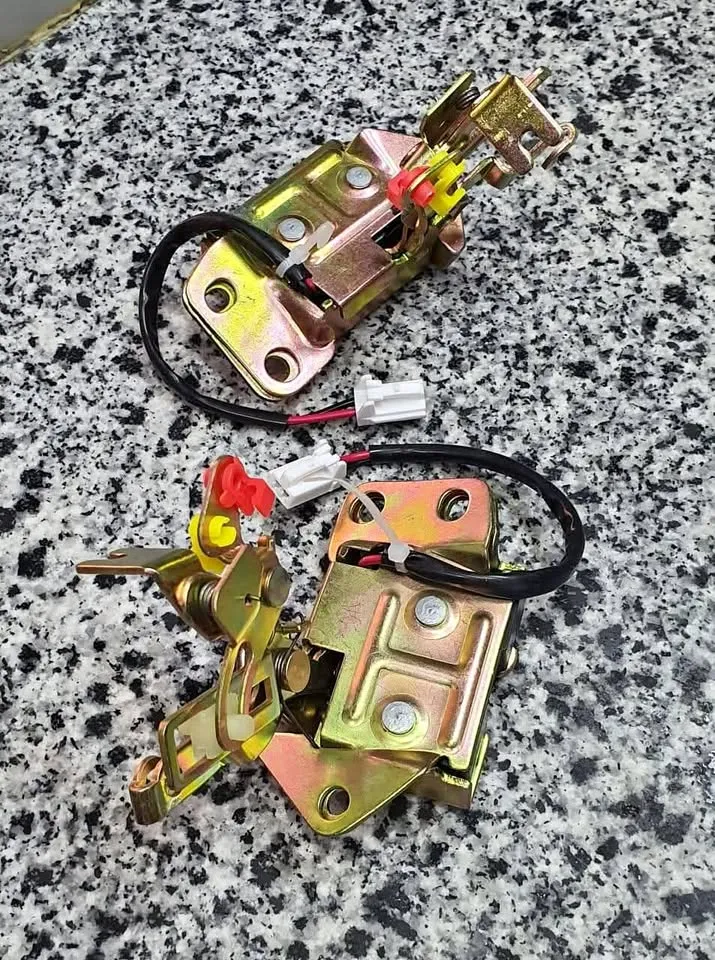 Toyota Corolla AE100 & AE102 Replacement Boot Lock Latch Assembly (Per Piece)