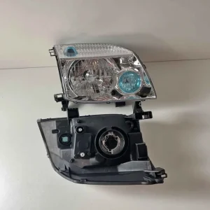 Nissan X-Trail T30 Non-Xenon Headlight Assembly-1 Piece