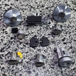 Toyota Land Cruiser 70 Series Full Key Lock Cylinder Barrel Set Price in Kenya | Spares