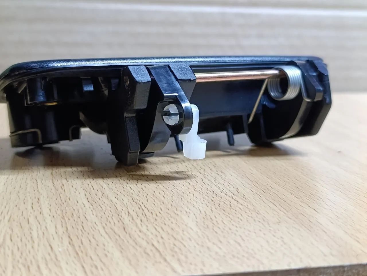 Toyota Corolla AE90 Exterior Door Handle Price in Kenya | 1 Piece