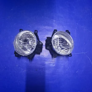 Toyota Land Cruiser LC200 & RAV4 Premium Halogen Fog Light Assemblies (2-Piece Symmetrical Pair Set)