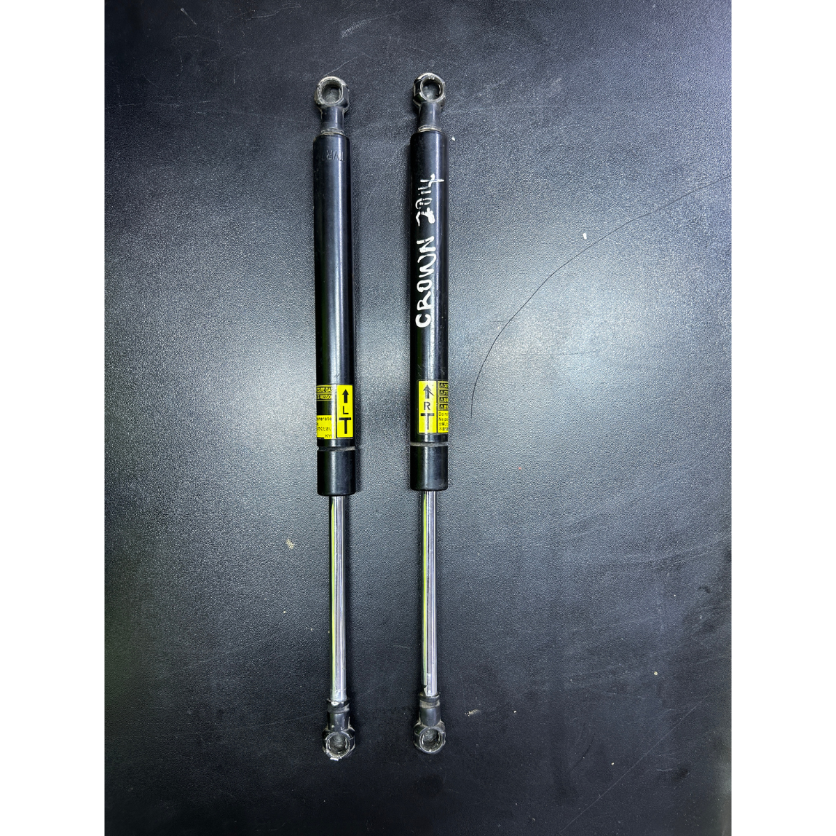 Genuine Toyota Crown AWS210 Boot Shocks – Premium Tailgate Gas Struts Lifters Pair (Left & Right Set)
